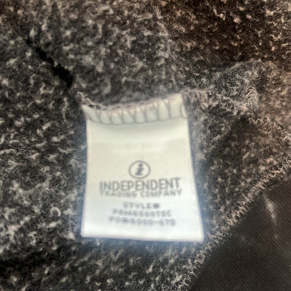 Black/gray tie dye hoodie with front pocket in size small - Picture 4 of 5